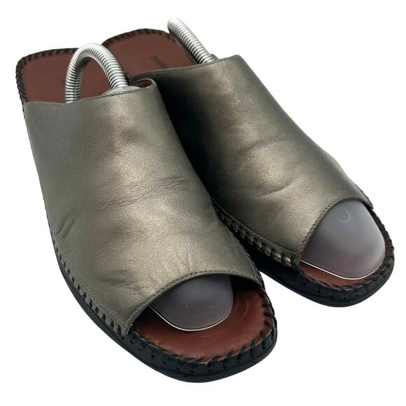 New Naturalizer Pewter Leather Slide Sandals 11 Wedge Slip-On Metallic Comfort - Picture 3 of 14